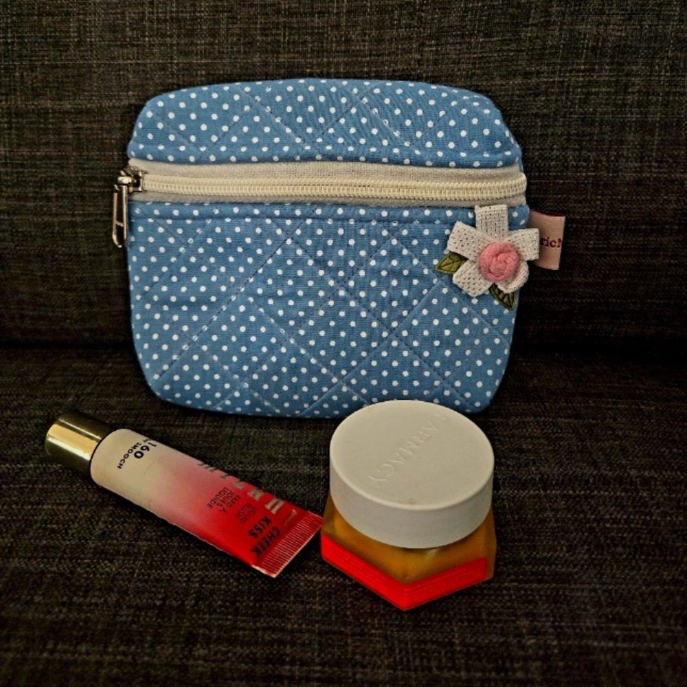 Small vanity pouch